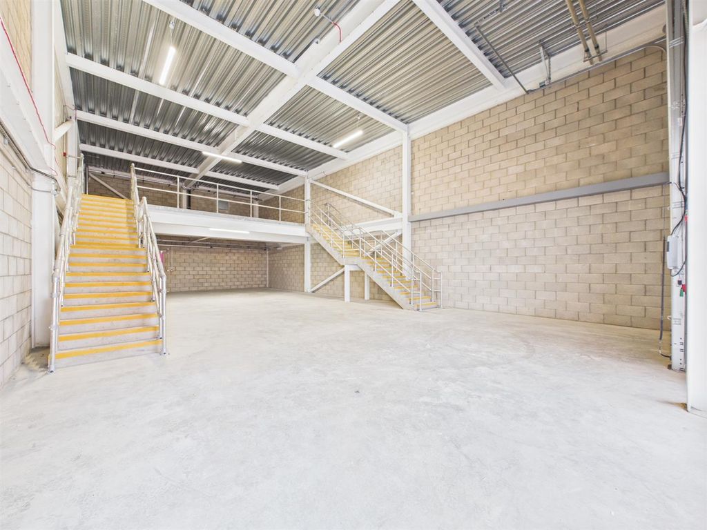 Property photo 1 of 8 Cam04237G0-Pr0292-Still001.Jpg