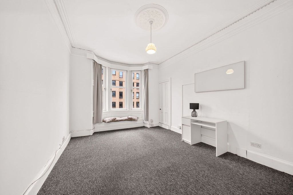 Property photo 2 of 26