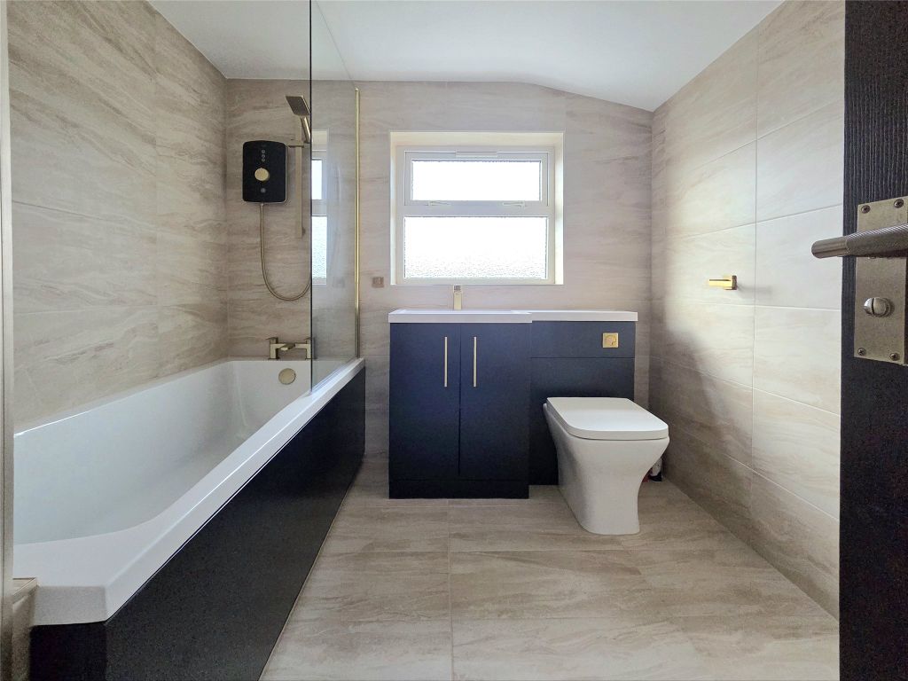 Property photo 2 of 9 Picture No. 16