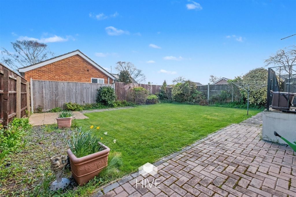 Property photo 2 of 22