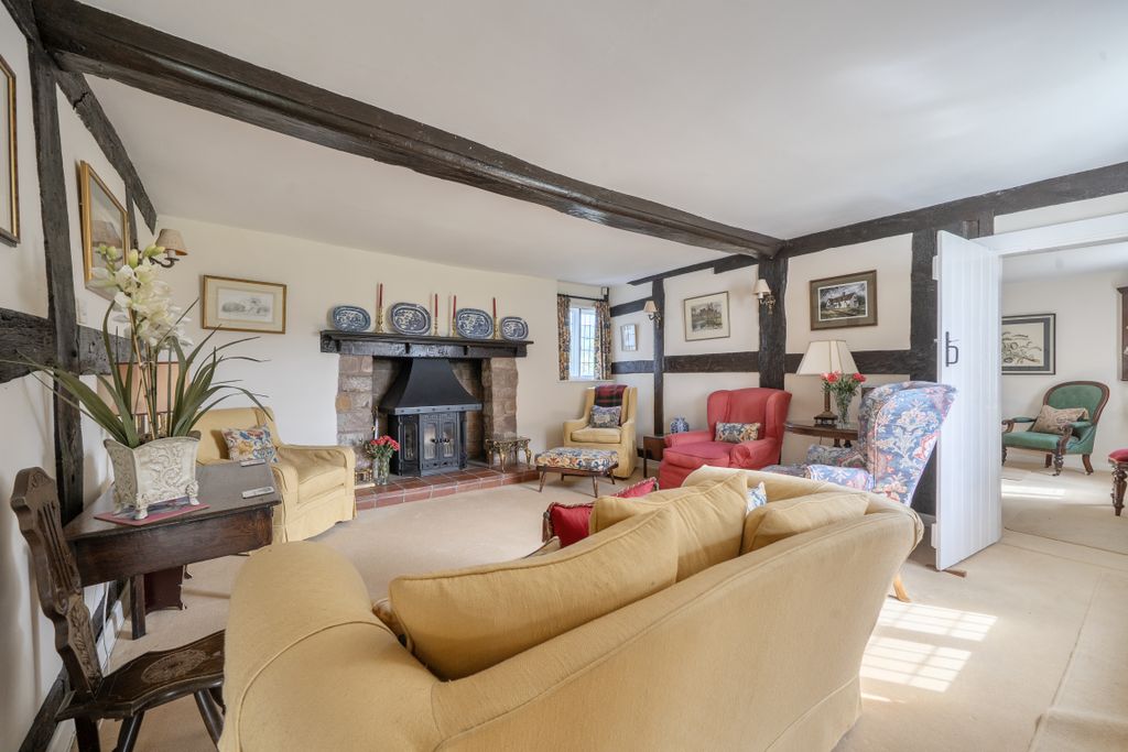 Property photo 3 of 24 1445878-10-6A035Bed58Adb