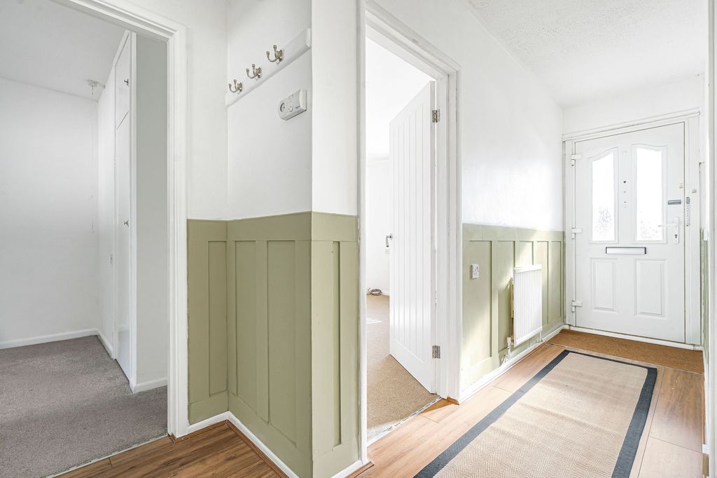 Property photo 2 of 22