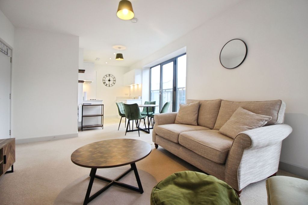 Property photo 3 of 15