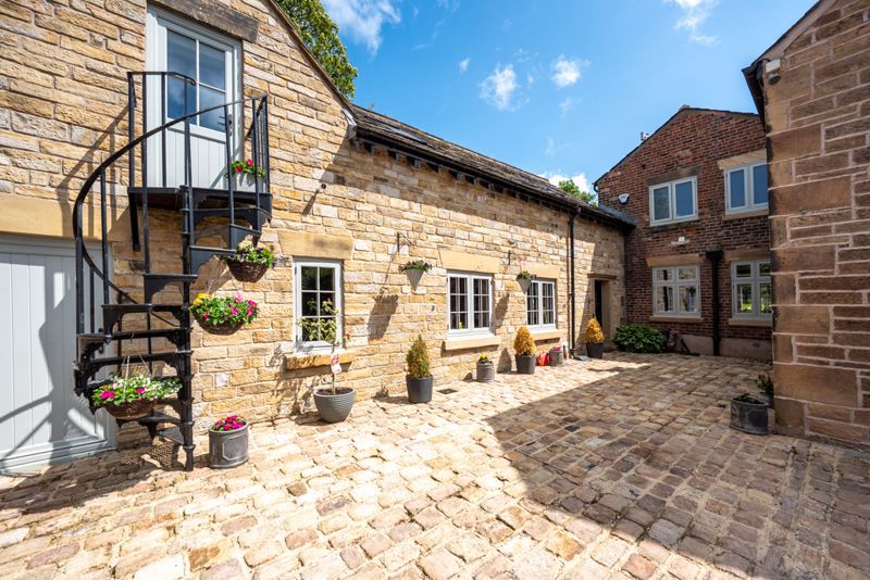 Property photo 2 of 57 Photo 65