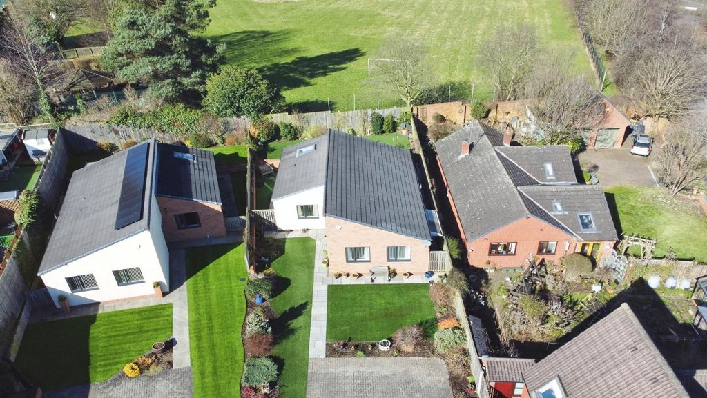 Property photo 1 of 22 Drone 02.Jpg