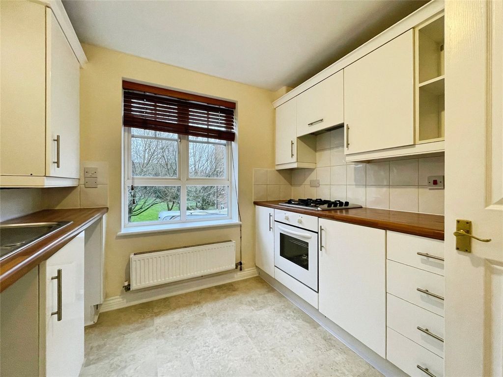 Property photo 3 of 12 Picture No. 12