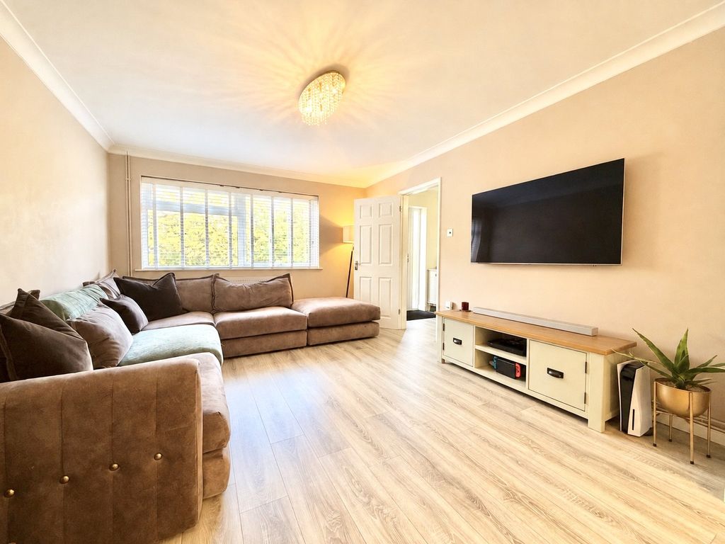 Property photo 3 of 26 Picture No. 05