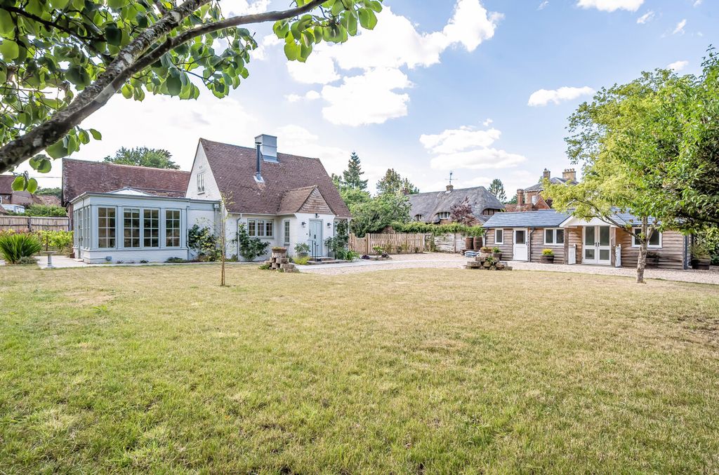 Property photo 2 of 20 1323699-4-686Fe0A...