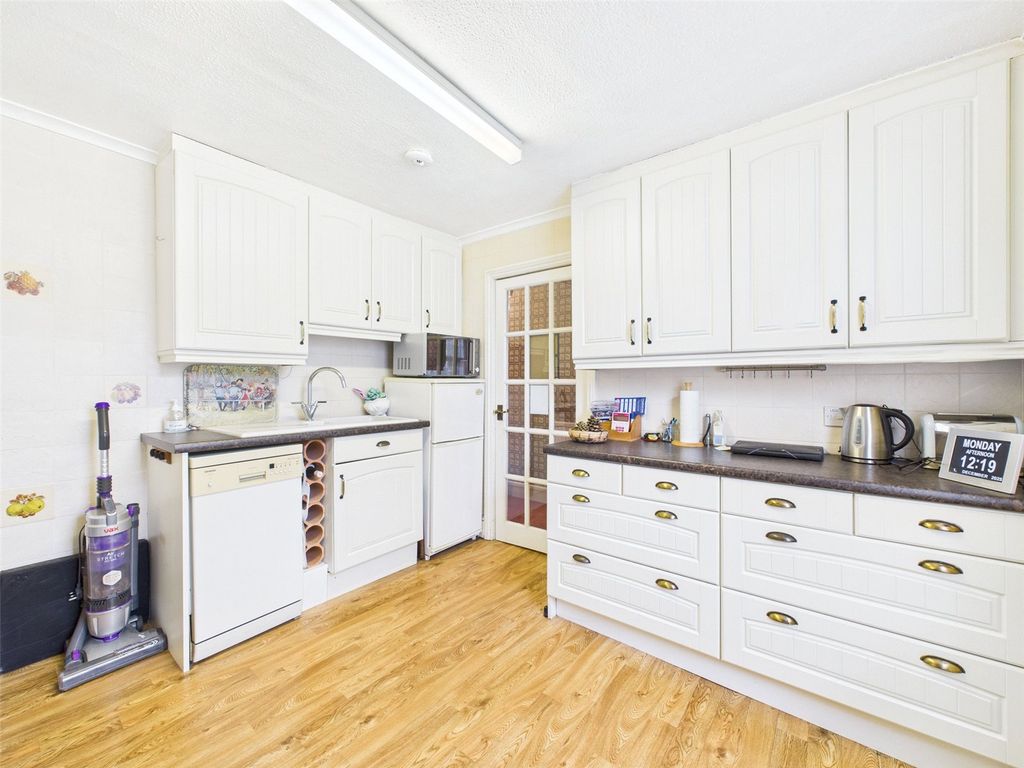 Property photo 2 of 15 Picture No. 08