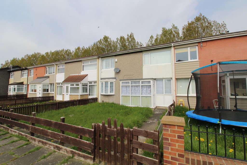 Property photo 1 of 17