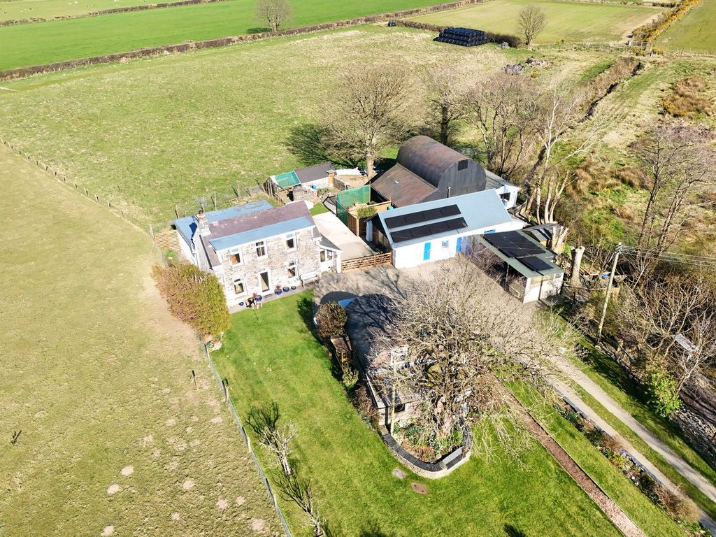 Property photo 1 of 81