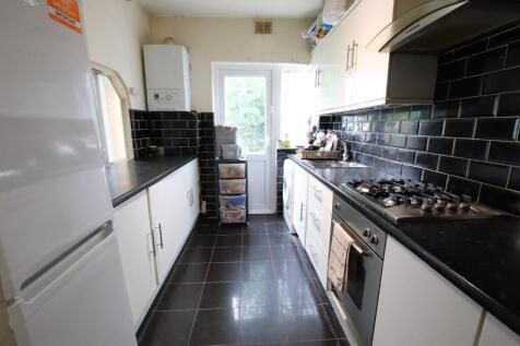 Property photo 3 of 9 236954_Barin_Img_02_0000_Max_476x317