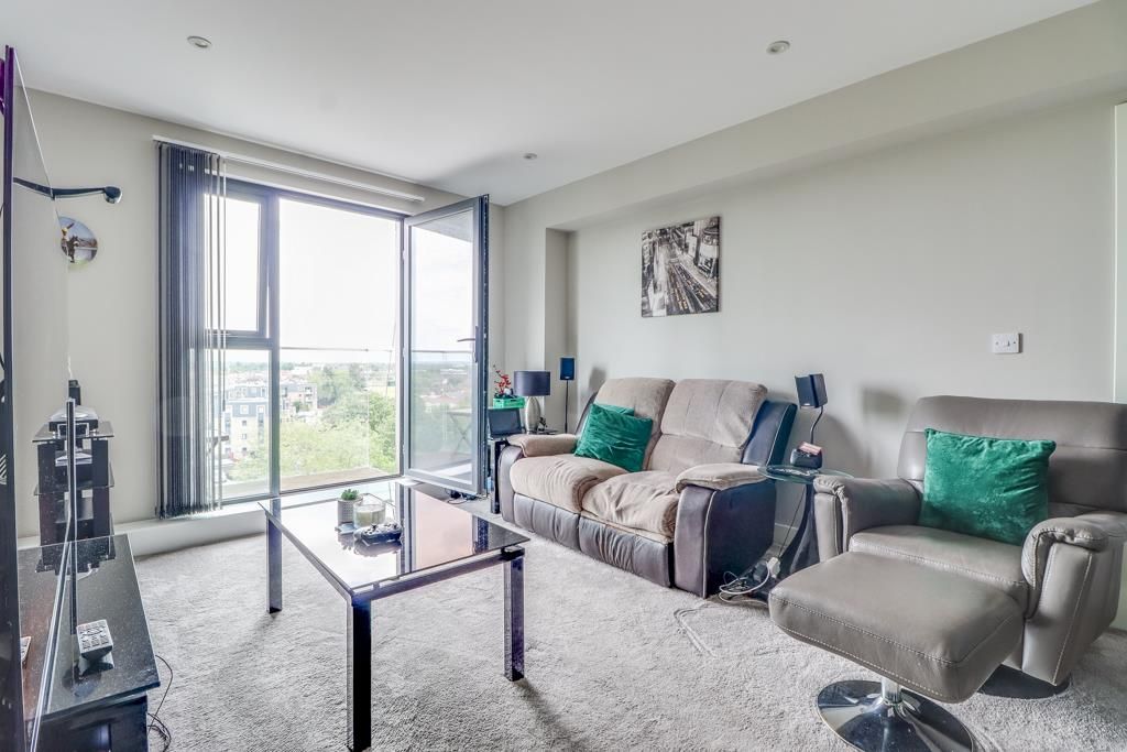 Property photo 2 of 12 Lounge/Diner