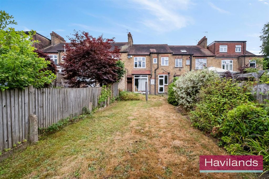Property photo 3 of 12 Cheyne Walk-6.Jpg