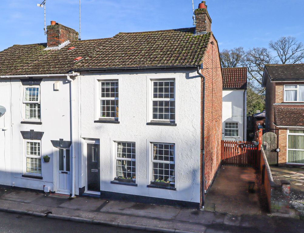 Property photo 1 of 21 Front