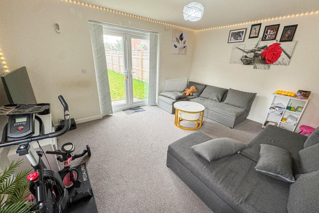 Property photo 2 of 12 2.Jpg