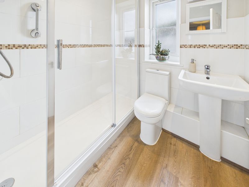 Property photo 3 of 9 Shower Room