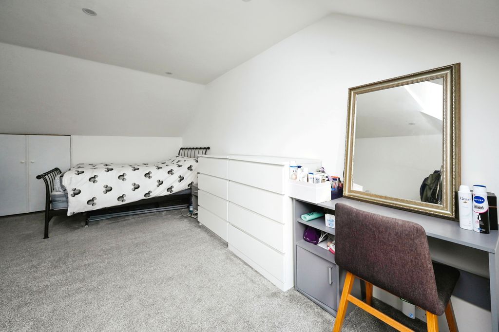 Property photo 3 of 20 Img_4478