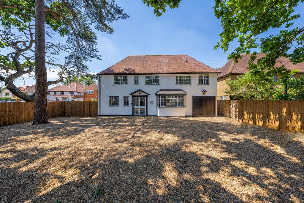 Property photo 3 of 13 Gallery