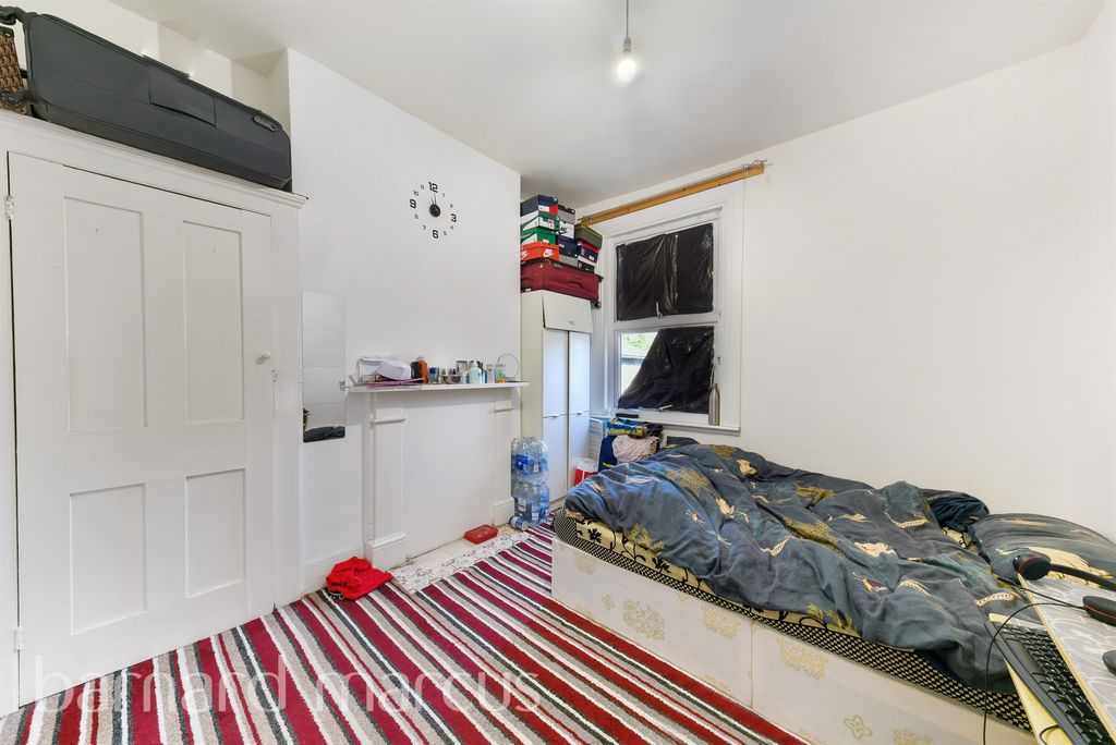 Property photo 3 of 16