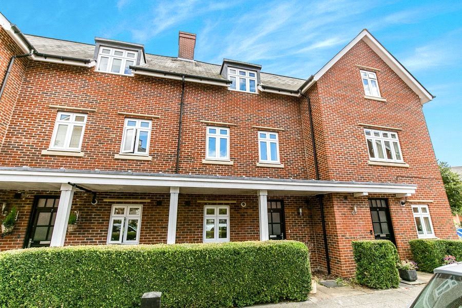 Property photo 1 of 11 Front_Resized.Jpg