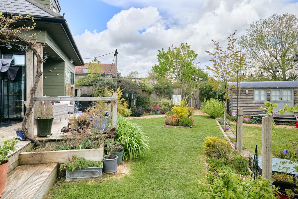 Property photo 3 of 20 2V1A2373_Hdr