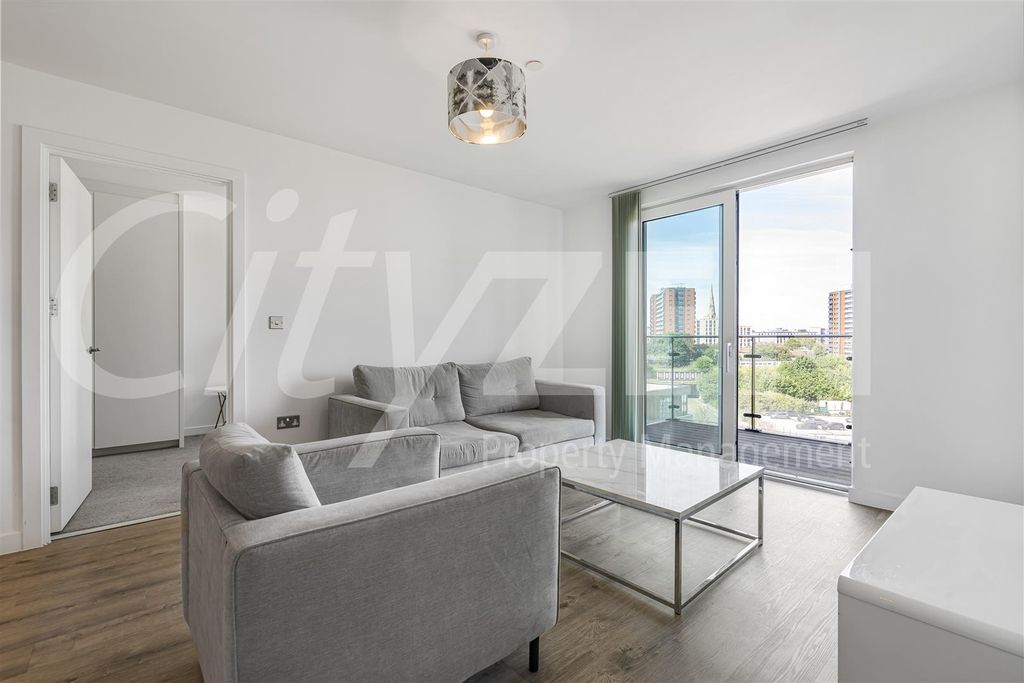 Property photo 1 of 14 Reception Room