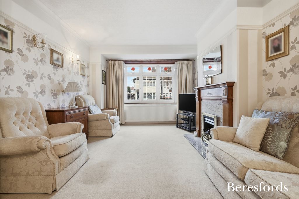 Property photo 3 of 21 Picture No. 18