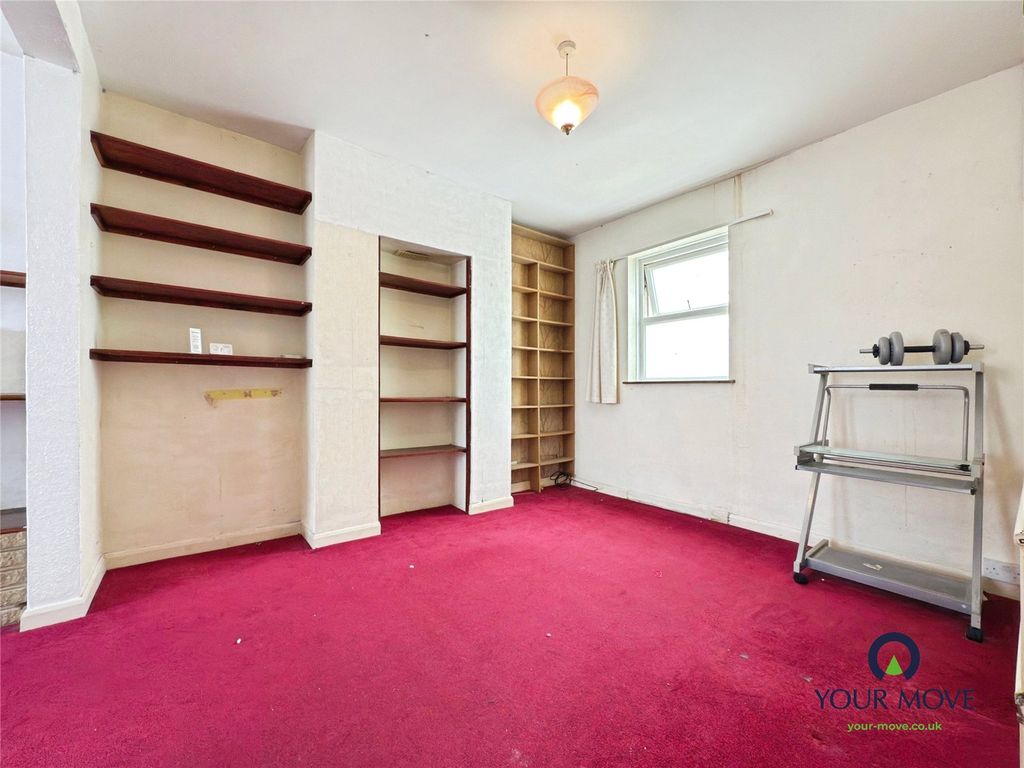 Property photo 3 of 13 Dining Room