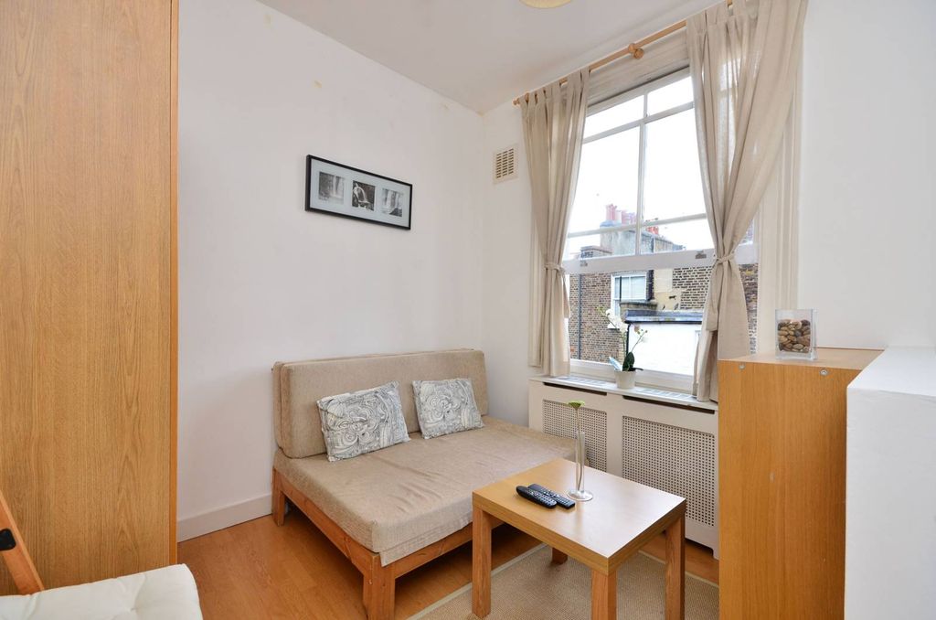 Property photo 2 of 4