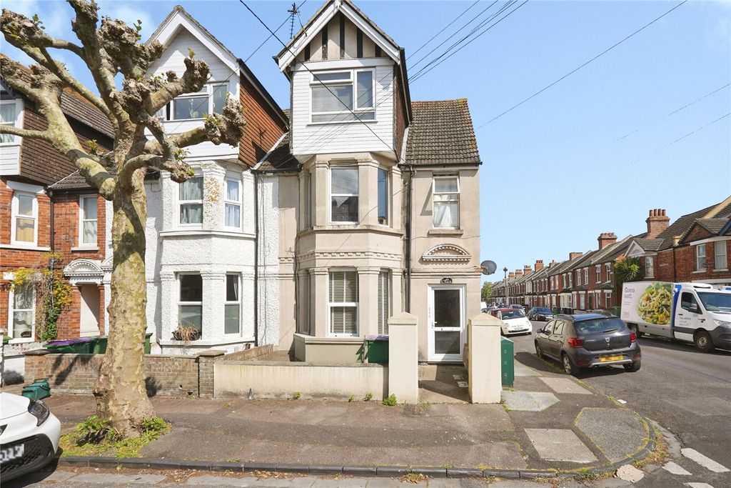 Property photo 1 of 21 Picture No. 27