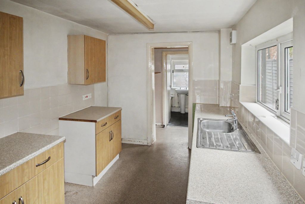 Property photo 3 of 15 7 Second Avenue, Goole, East Yorkshire, Dn14 6Jg