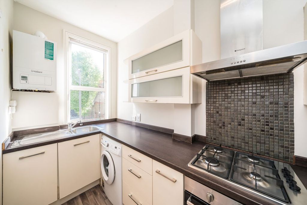 Property photo 2 of 7