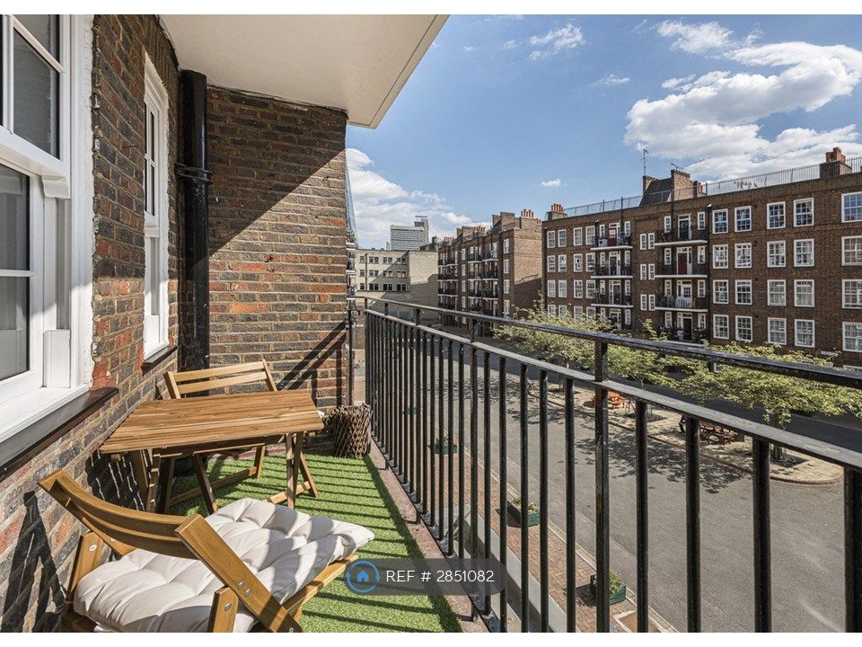Property photo 1 of 23 Spacious Sunny Balcony