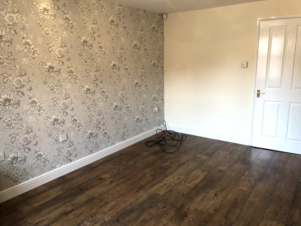 Property photo 2 of 17 Gallery