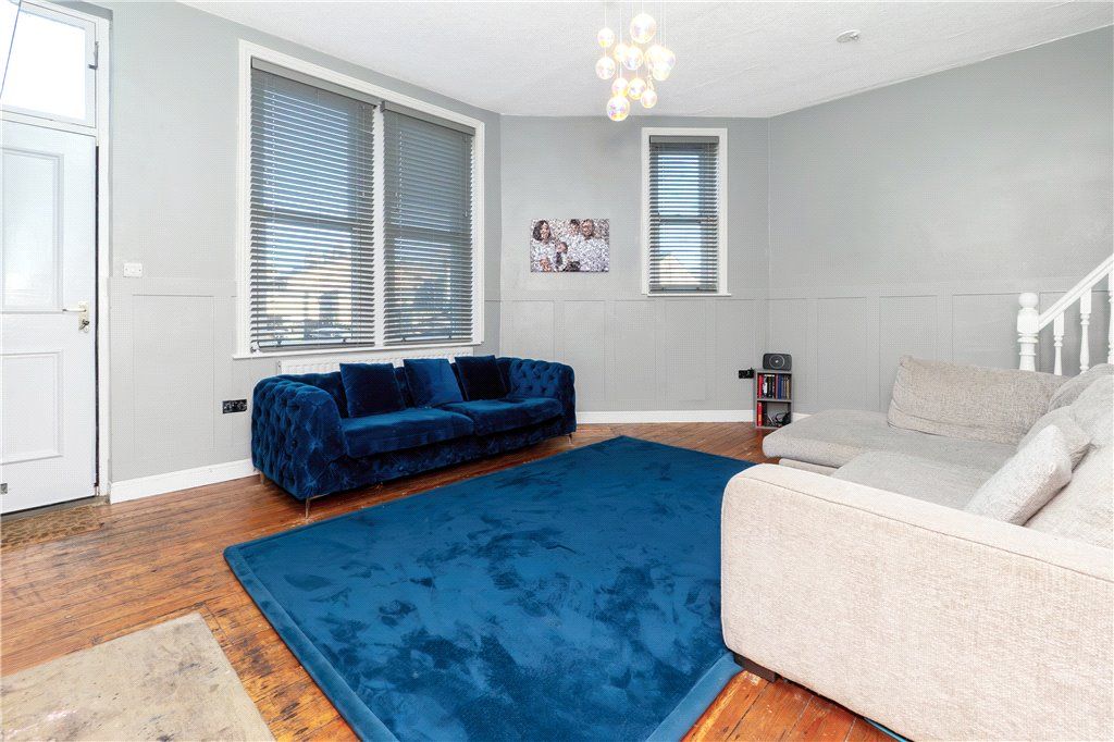 Property photo 3 of 14 Living Room