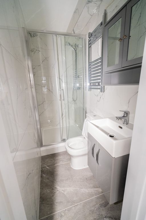 Property photo 3 of 3