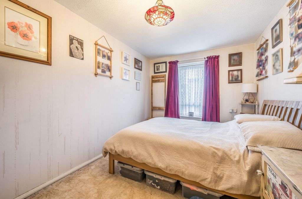 Property photo 3 of 15 3 - 1358952-7-68Df958...