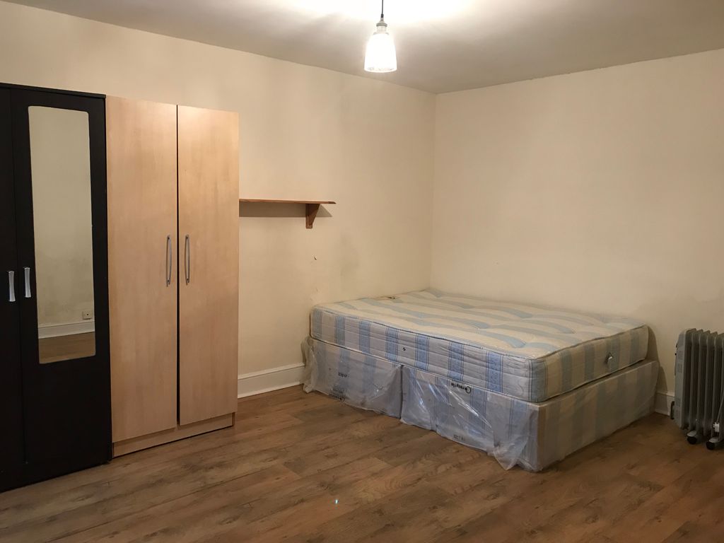 Property photo 1 of 3