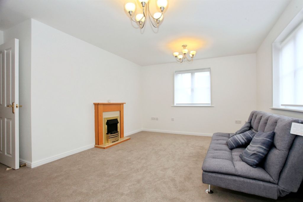 Property photo 3 of 16 Image