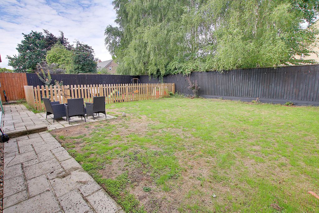 Property photo 3 of 22