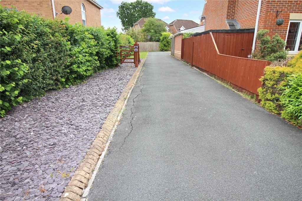 Property photo 2 of 27 Picture No. 27