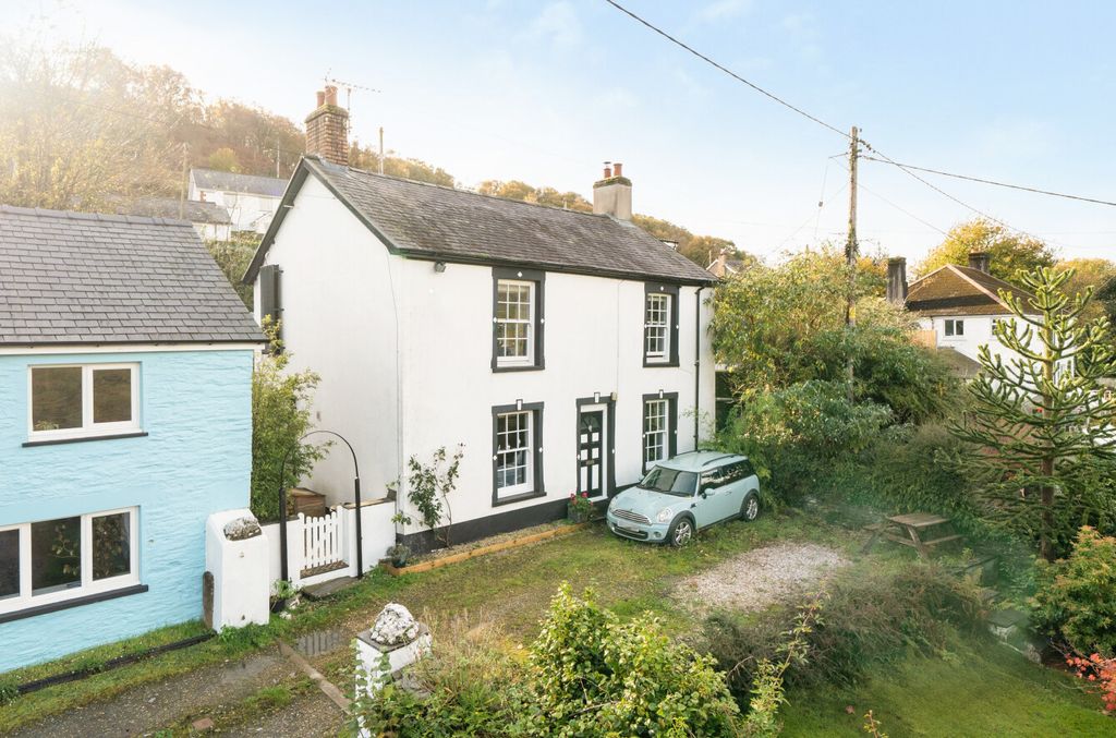 Property photo 1 of 14 1370945-1-6901F32...