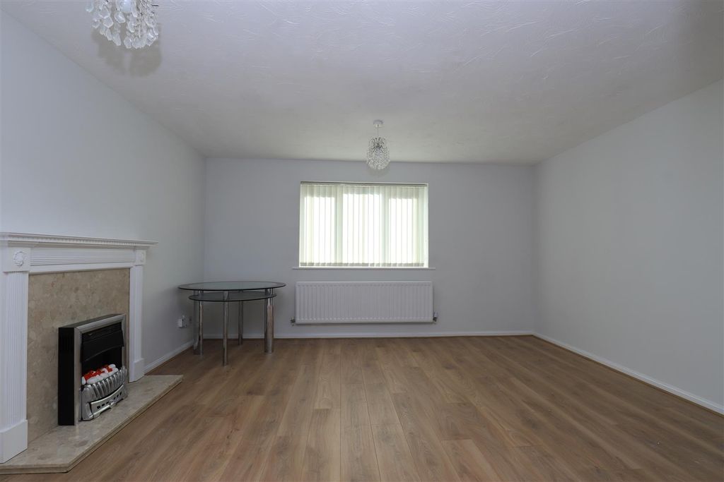 Property photo 3 of 11 Img_1815.Jpg