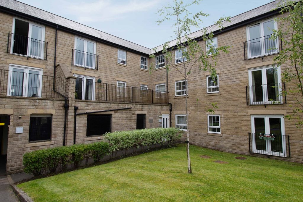 2 bed flat for sale Holden Vale