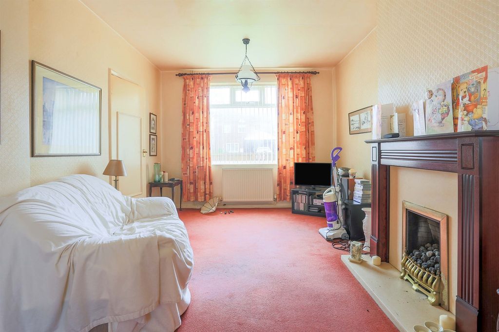 Property photo 3 of 20