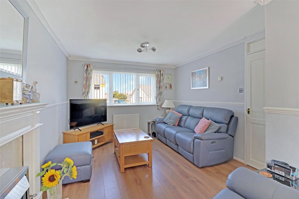 Property photo 2 of 12 Picture No. 02