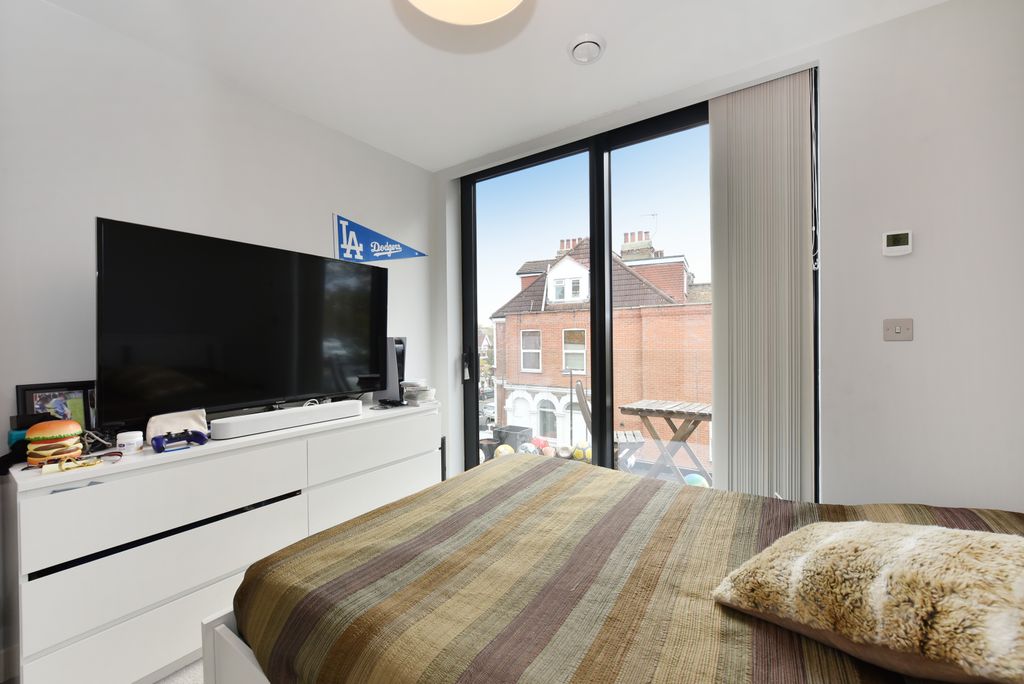 Property photo 2 of 16