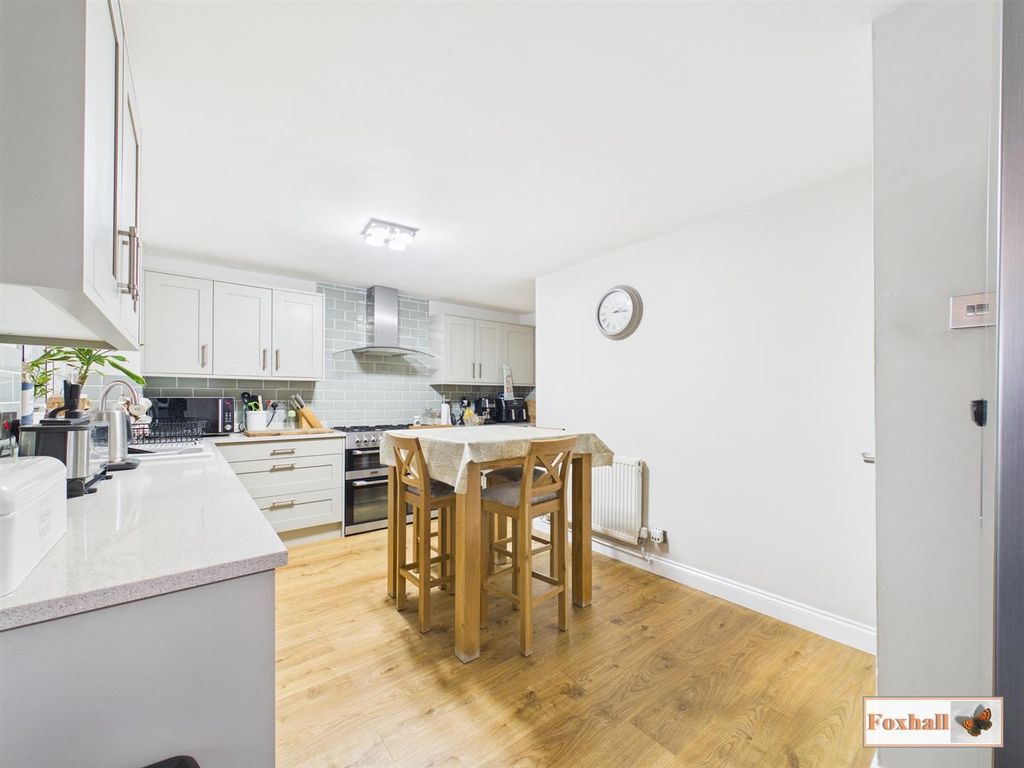 Property photo 2 of 16 Kitchen/Diner