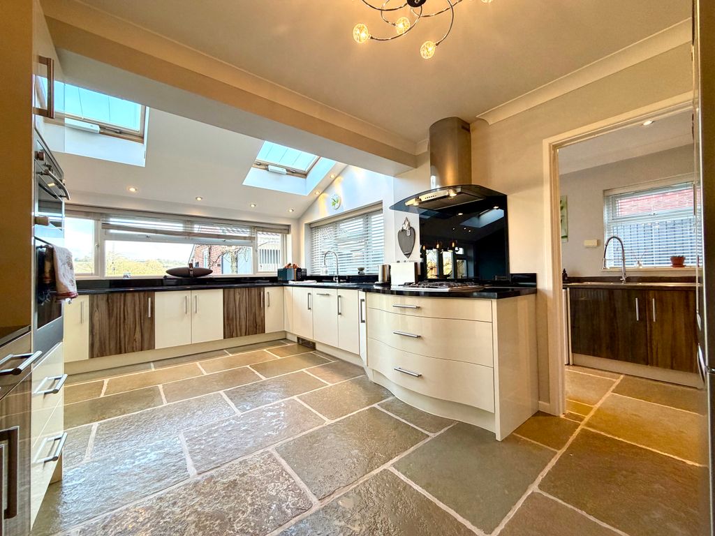 Additional image 8 of 4 bed detached house for saleThe Ferns, Quakers Yard, Treharris CF46